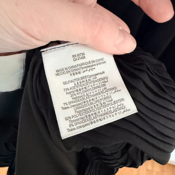 BCBGMaxAzria Black Plunge neckline Ruched Skirt Cocktail Dress - Picture 4 of 4